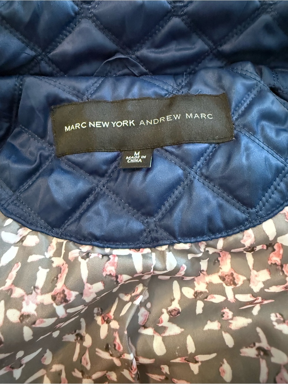 Marc New York Andrew Marc Navy Quilted Moto Jacket Women’s M Floral Lining - Picture 5 of 6